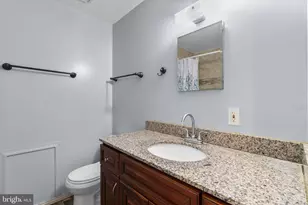 32 Anna Ct, Gaithersburg, MD 20877 - Photo 17