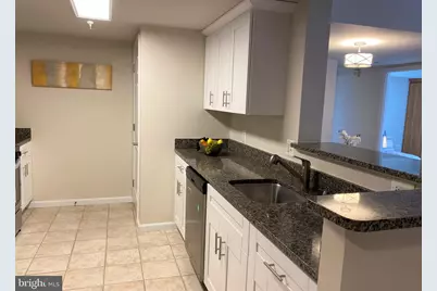 11710 Old Georgetown Road #628, Rockville, MD 20852 - Photo 15
