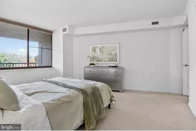 10101 Grosvenor Place #701, Rockville, MD 20852 - Photo 11