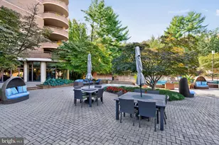 10101 Grosvenor Pl, Rockville, MD 20852 - Photo 29