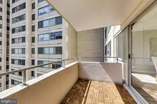 5500 Friendship Blvd, Chevy Chase, MD 20815 - Photo 9