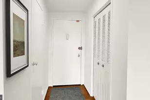 10201 Grosvenor Pl, North Bethesda, MD 20852 - Photo 3