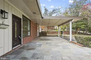 700 Greyrock Dr, Silver Spring, MD 20910 - Photo 3