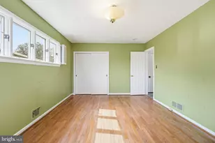 700 Greyrock Dr, Silver Spring, MD 20910 - Photo 15