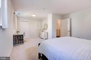 8805 Honeybee Ln, Bethesda, MD 20817 - Photo 33