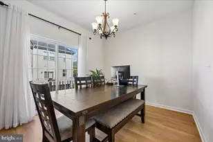 14311 Summit View Ln, Rockville, MD 20850 - Photo 13