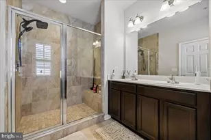 14311 Summit View Ln, Rockville, MD 20850 - Photo 21