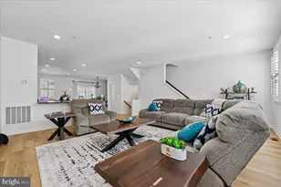 14311 Summit View Ln, Rockville, MD 20850 - Photo 7