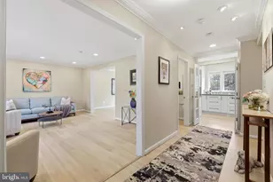 10300 Crown Point Ct, Potomac, MD 20854 - Photo 5