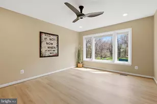 10300 Crown Point Ct, Potomac, MD 20854 - Photo 11