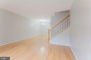 335 Fallsgrove Dr, Rockville, MD 20850 - Photo 27