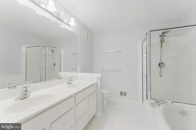 335 Fallsgrove Drive #38, Rockville, MD 20850 - Photo 45