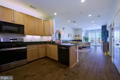 8045 Newell Street #514, Silver Spring, MD 20910 - Photo 5