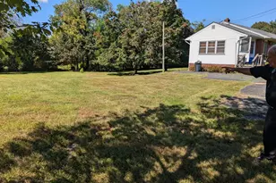 15500 Quince Orchard Rd, Gaithersburg, MD 20878 - Photo 3