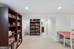 7910 Kentbury Dr, Bethesda, MD 20814 - Photo 51