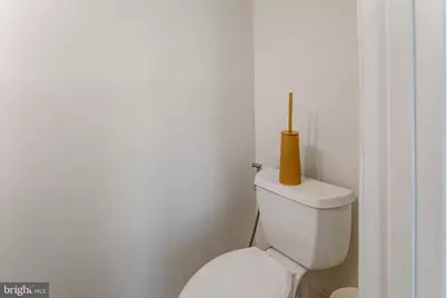 20403 Ivybridge Court, Montgomery Village, MD 20886 - Photo 17