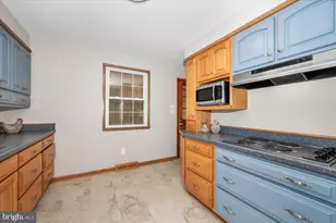 10508 Sweepstakes Rd, Damascus, MD 20872 - Photo 11