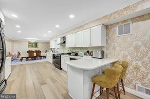 10904 Gainsborough Rd, Potomac, MD 20854 - Photo 19