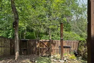 19239 Esmond Terrace, Germantown, MD 20874 - Photo 5