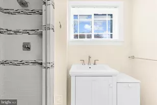 4717 Edgefield Rd, Bethesda, MD 20814 - Photo 51