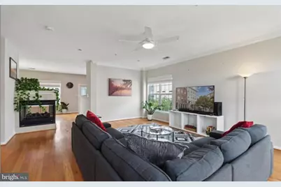 327 Cross Green Street #327B, Gaithersburg, MD 20878 - Photo 3