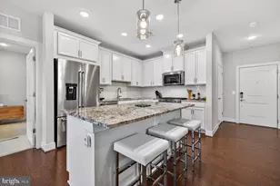 250 Decoverly Dr, Gaithersburg, MD 20878 - Photo 7