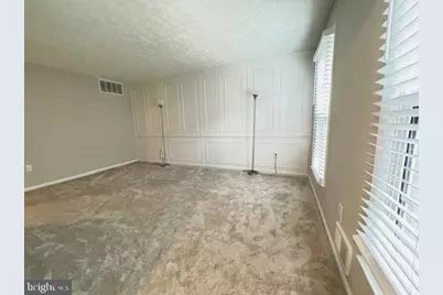 2053 Kings House Road, Silver Spring, MD 20905 - Photo 5