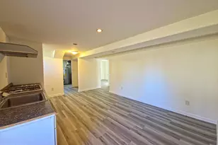 12111 Portree Dr, Rockville, MD 20852 - Photo 19