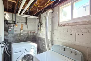 12111 Portree Dr, Rockville, MD 20852 - Photo 21