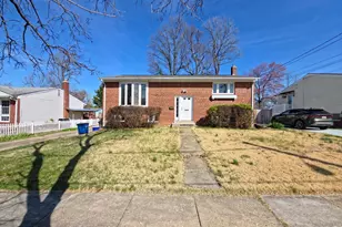 12111 Portree Dr, Rockville, MD 20852 - Photo 1