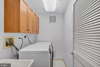 7907 Turncrest Drive, Potomac, MD 20854 - Photo 23