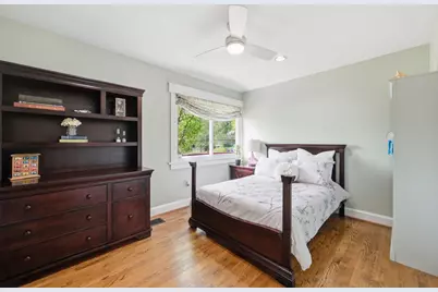 9825 Betteker Lane, Potomac, MD 20854 - Photo 27