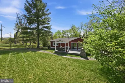 9825 Betteker Lane, Potomac, MD 20854 - Photo 39