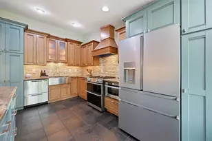 9825 Betteker Ln, Potomac, MD 20854 - Photo 7