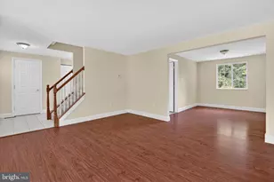 8113 Brucar Ct, Gaithersburg, MD 20877 - Photo 7