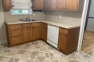 23825 Ridge Rd, Germantown, MD 20876 - Photo 5