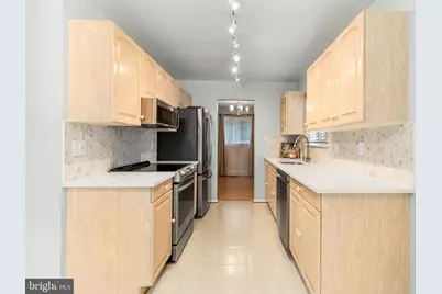 1008 Julian Place, Rockville, MD 20852 - Photo 7