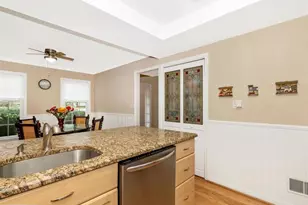 20105 Waringwood Way, Gaithersburg, MD 20886 - Photo 9