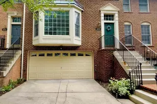 11433 Hollowstone Dr, Rockville, MD 20852 - Photo 1