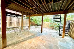 11433 Hollowstone Dr, Rockville, MD 20852 - Photo 27