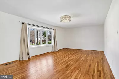 16617 Killdeer Drive, Rockville, MD 20855 - Photo 7