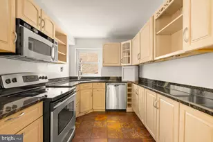 6112 Madawaska Rd, Bethesda, MD 20816 - Photo 15