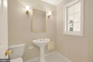 6112 Madawaska Rd, Bethesda, MD 20816 - Photo 29