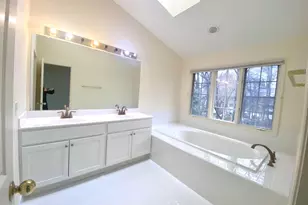 5700 Exeter Hill Way, Rockville, MD 20852 - Photo 17