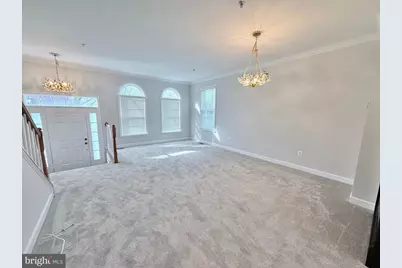 300 Garden View Square, Rockville, MD 20850 - Photo 5