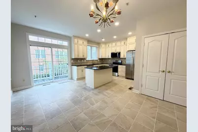 300 Garden View Square, Rockville, MD 20850 - Photo 13