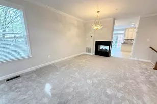 300 Garden View Square, Rockville, MD 20850 - Photo 9