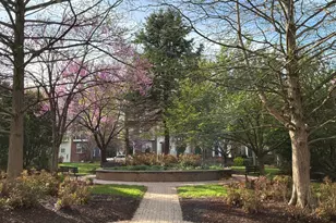 300 Garden View Square, Rockville, MD 20850 - Photo 3