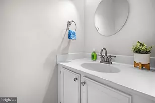 19257 Wheatfield Terrace, Gaithersburg, MD 20879 - Photo 33