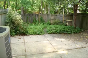 7813 Heatherton Ln, Potomac, MD 20854 - Photo 17